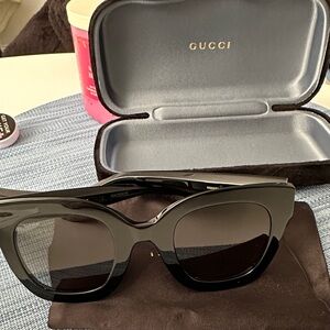 Gucci Black Sunglasses